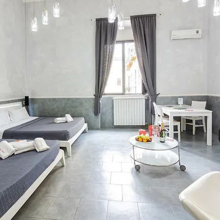Angioini Aparthotel